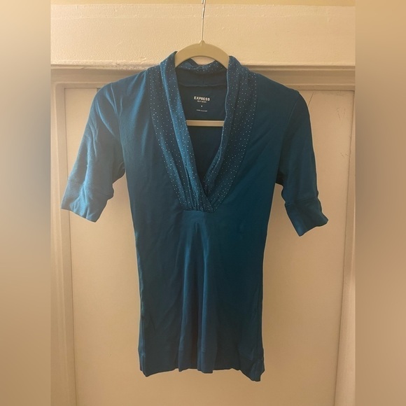 Express Tops - Express Teal Sexy Basic Tee Size Small